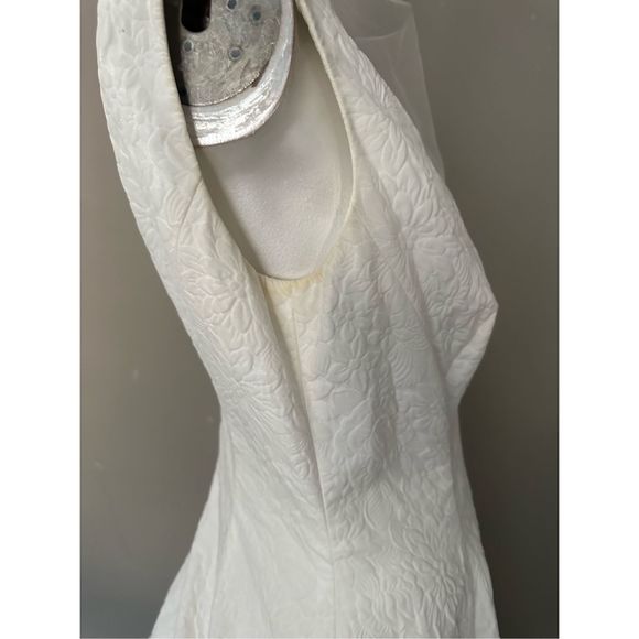 LELA ROSE THE STREAM WEDDING DRESS - Picture 8 of 15